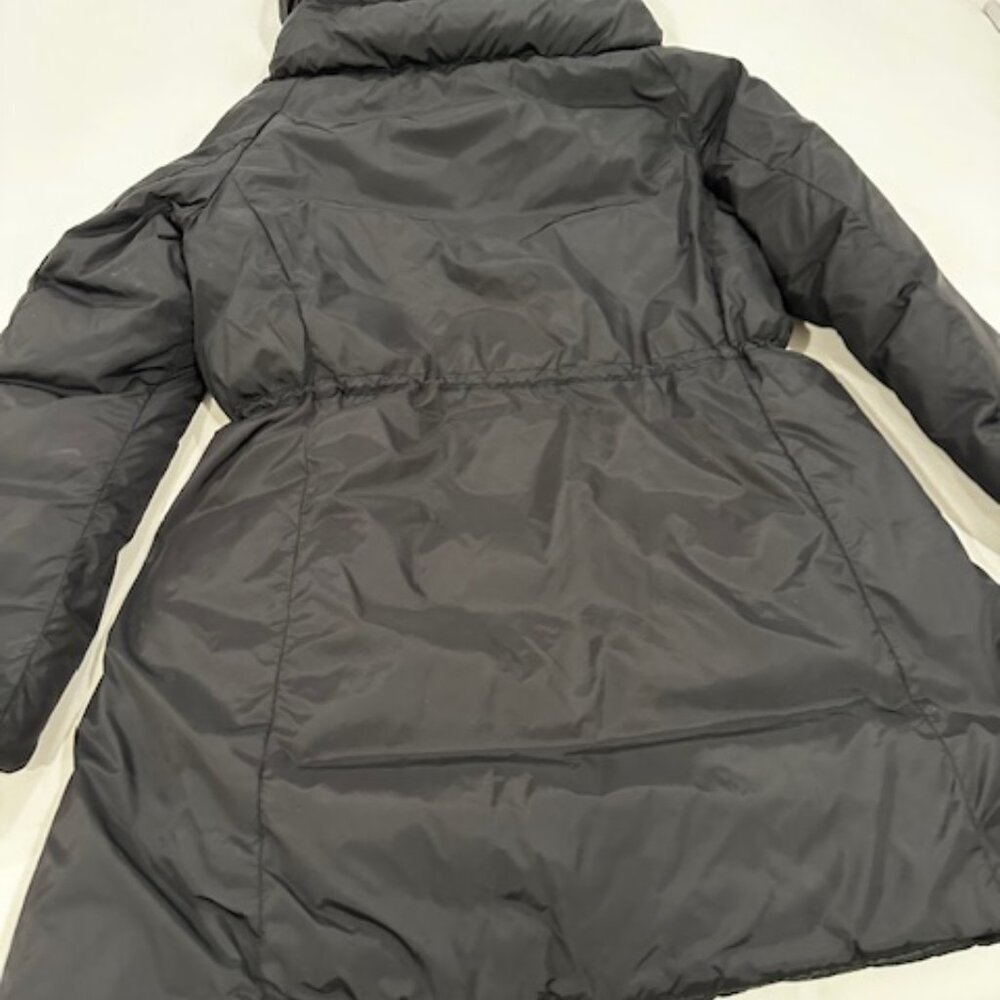 Add Coat - Picture 2 of 7